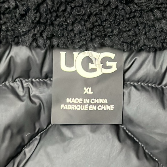 UGG Adirondack Parka 2.0 - Picture 13 of 15